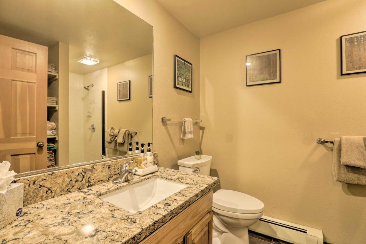Corner-Unit Condo With Grill Walk To Lake Tahoe! إنكلين فيلادج المظهر الخارجي الصورة