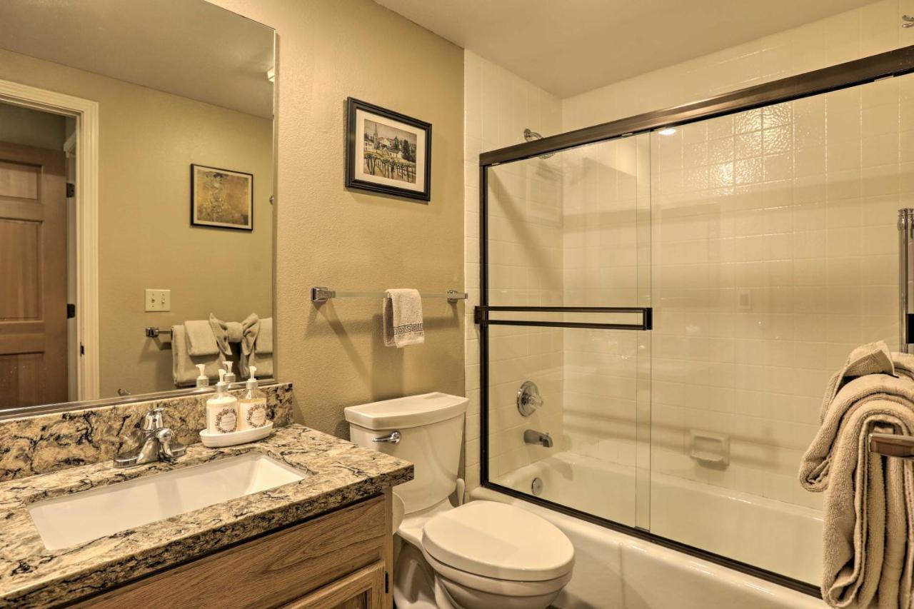 Corner-Unit Condo With Grill Walk To Lake Tahoe! إنكلين فيلادج المظهر الخارجي الصورة
