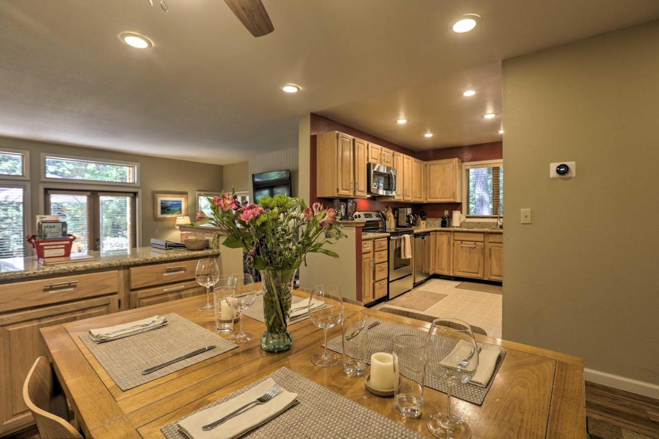 Corner-Unit Condo With Grill Walk To Lake Tahoe! إنكلين فيلادج المظهر الخارجي الصورة